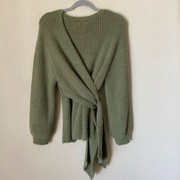NWT House of Harlow x Revolve Khalida Alpaca Wool Green Sweater V Neck Size S - Picture 9 of 12